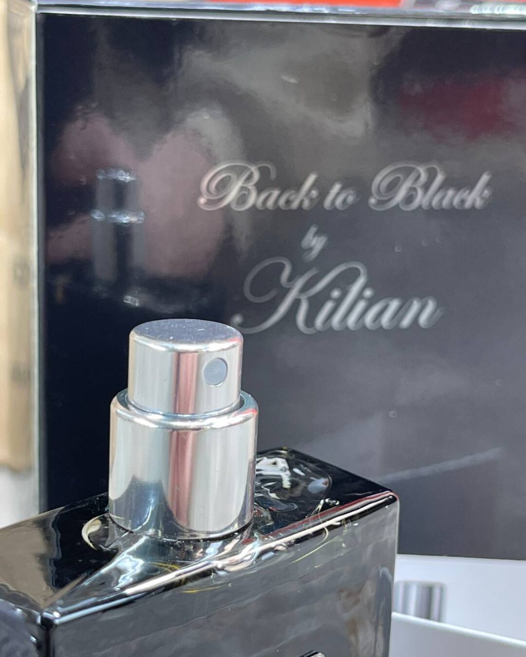Парфюм Kilian Back to Black — изображение 2