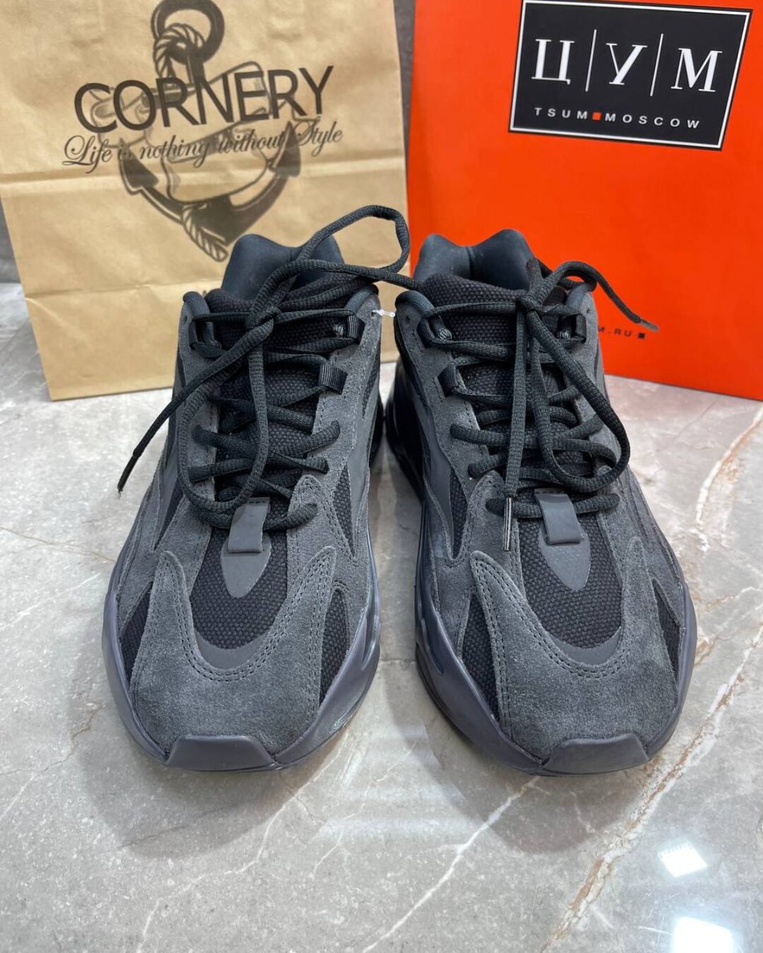 Yeezy 700 Vanta — изображение 4