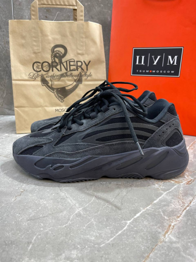 Yeezy 700 Vanta — изображение 5