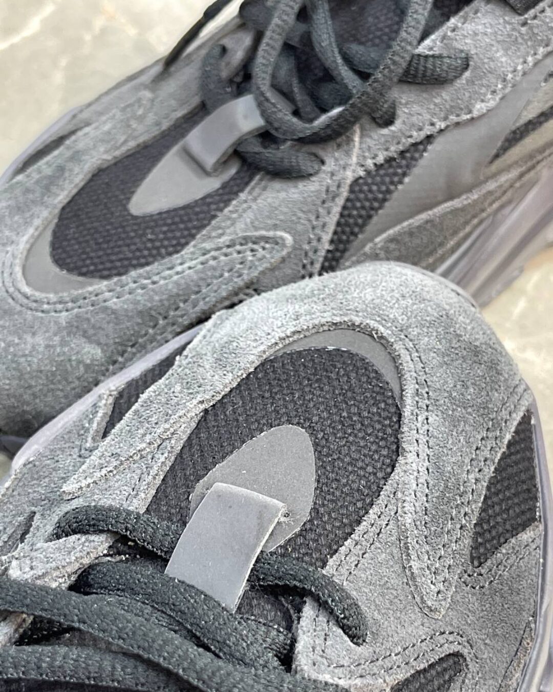Yeezy 700 Vanta — изображение 7