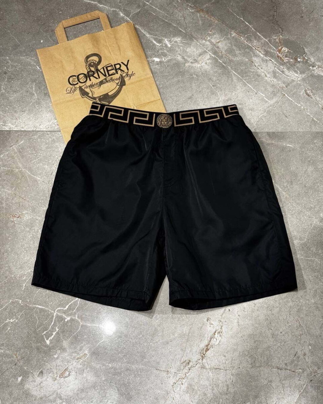 Шорты Versace — изображение 2