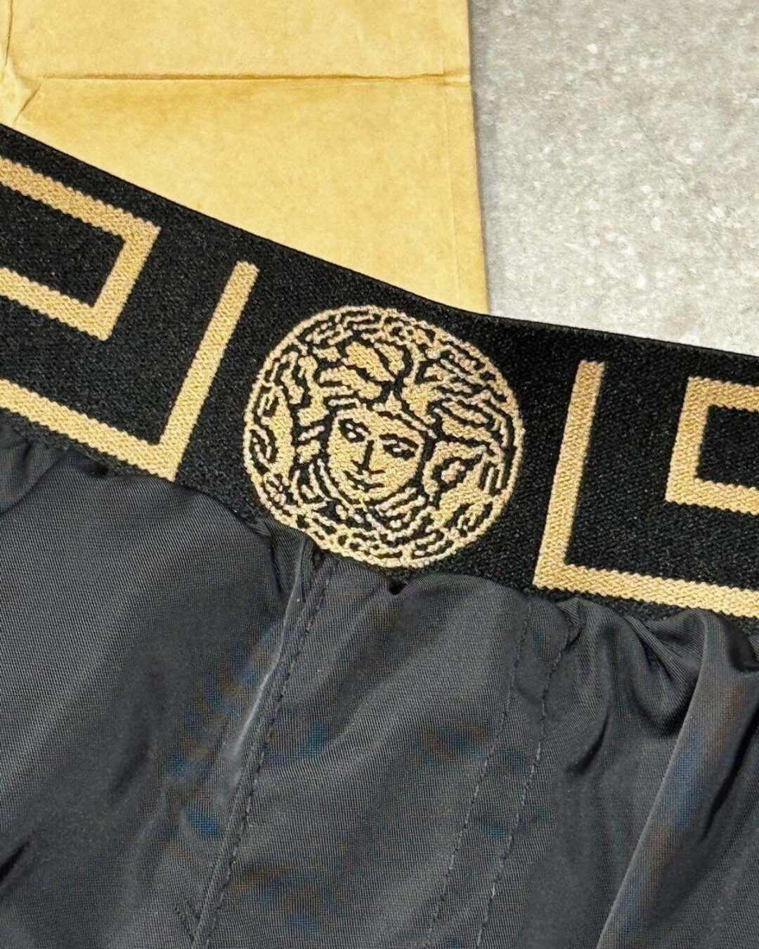 Шорты Versace — изображение 5