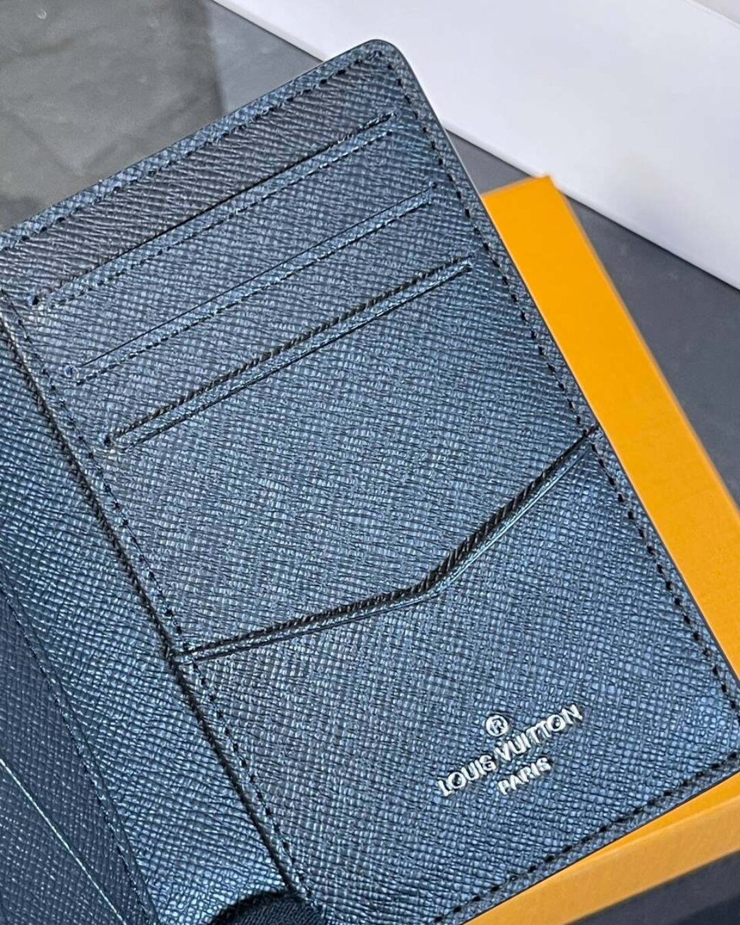 Картхолдер Louis Vuitton — изображение 4