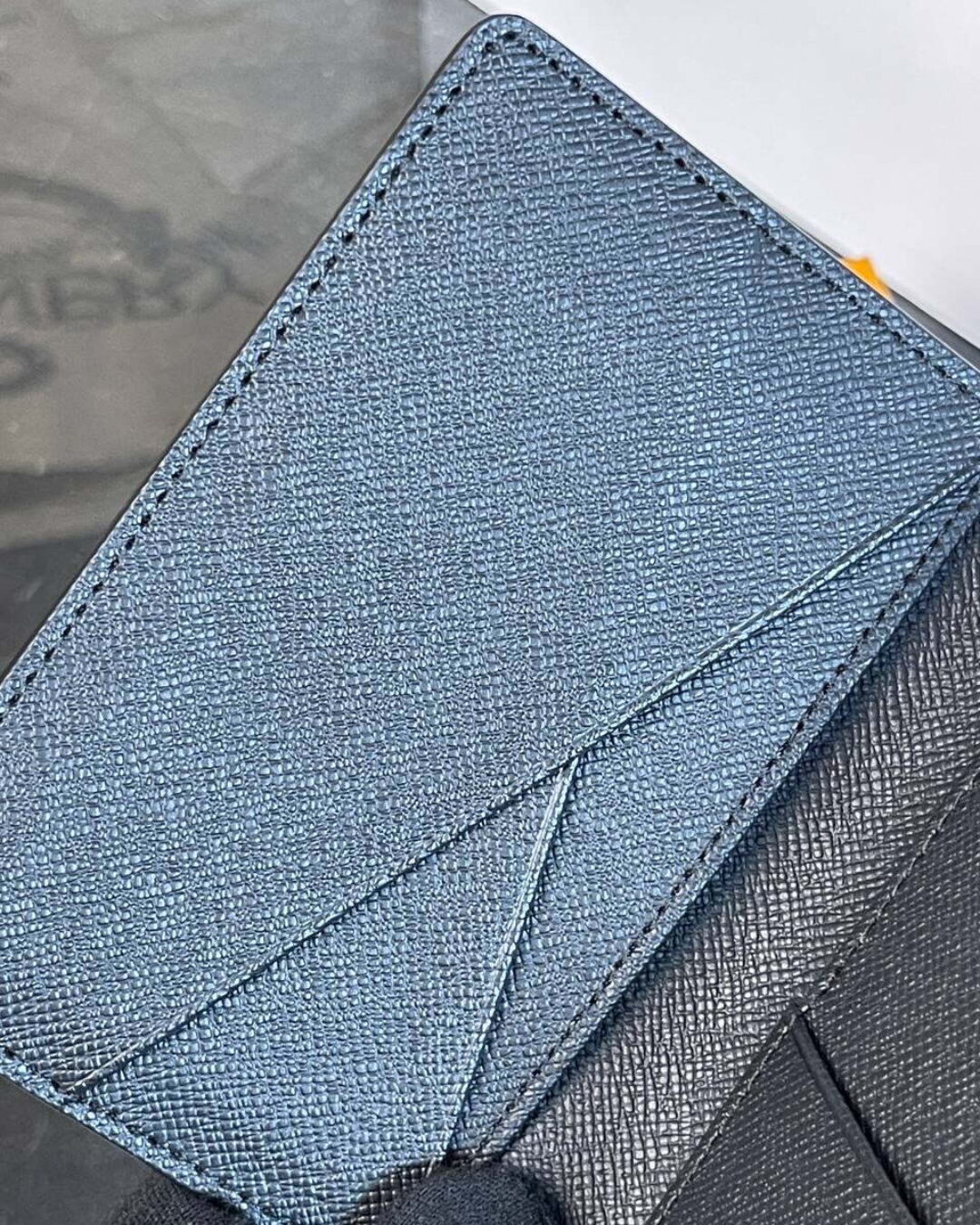 Картхолдер Louis Vuitton — изображение 5