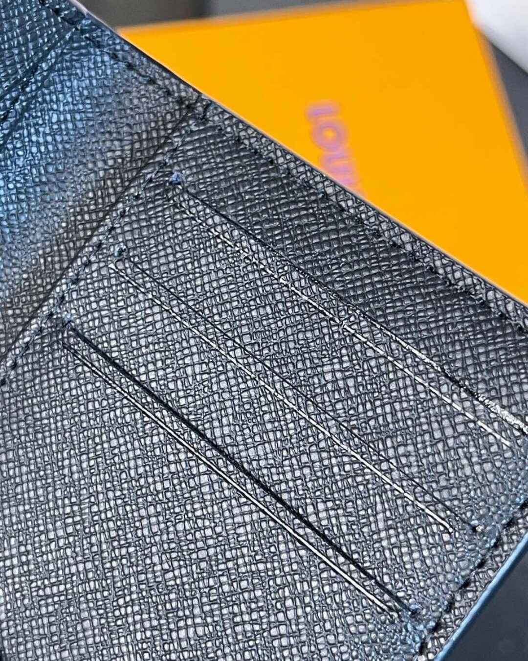 Картхолдер Louis Vuitton — изображение 9