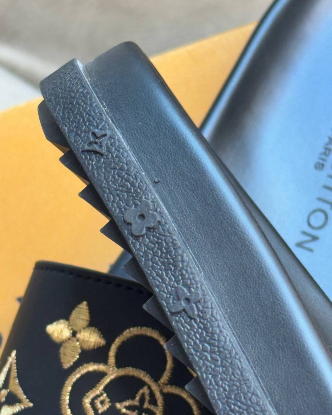 Тапки Louis Vuitton — изображение 5