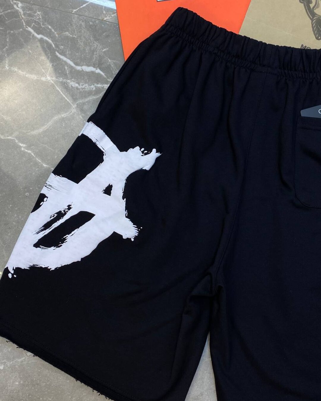 Шорты Vetements — изображение 7