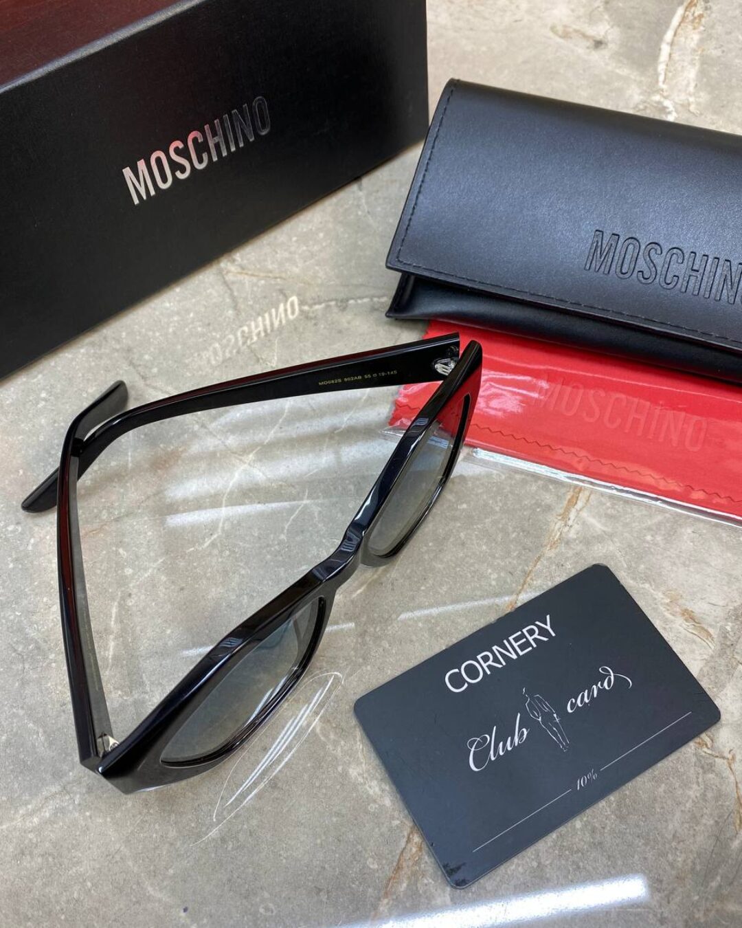 Очки Moschino — изображение 5