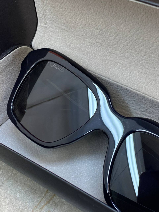 Очки Balenciaga — изображение 2