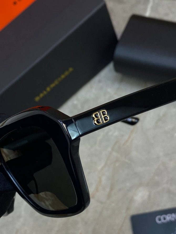 Очки Balenciaga — изображение 3