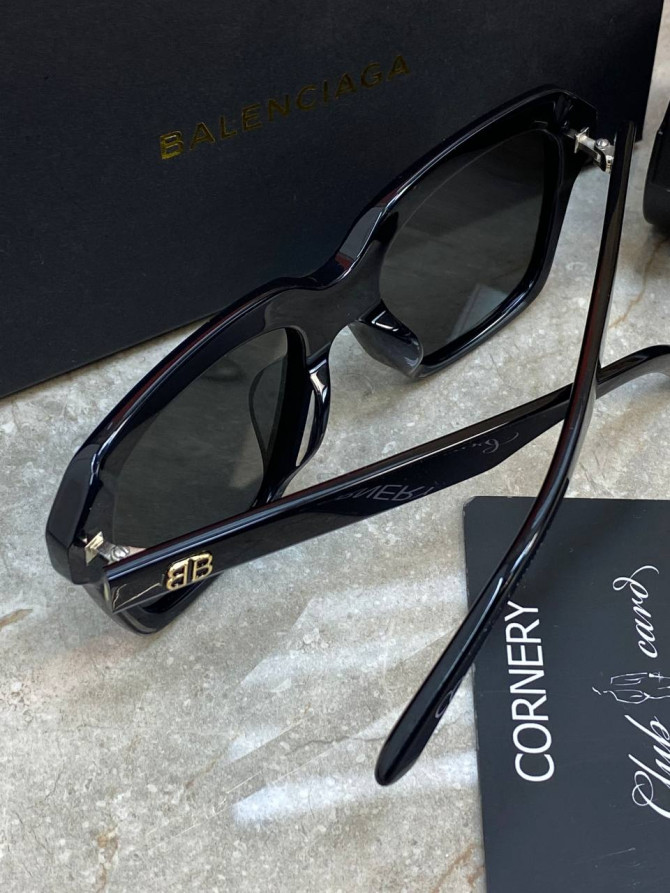 Очки Balenciaga — изображение 9