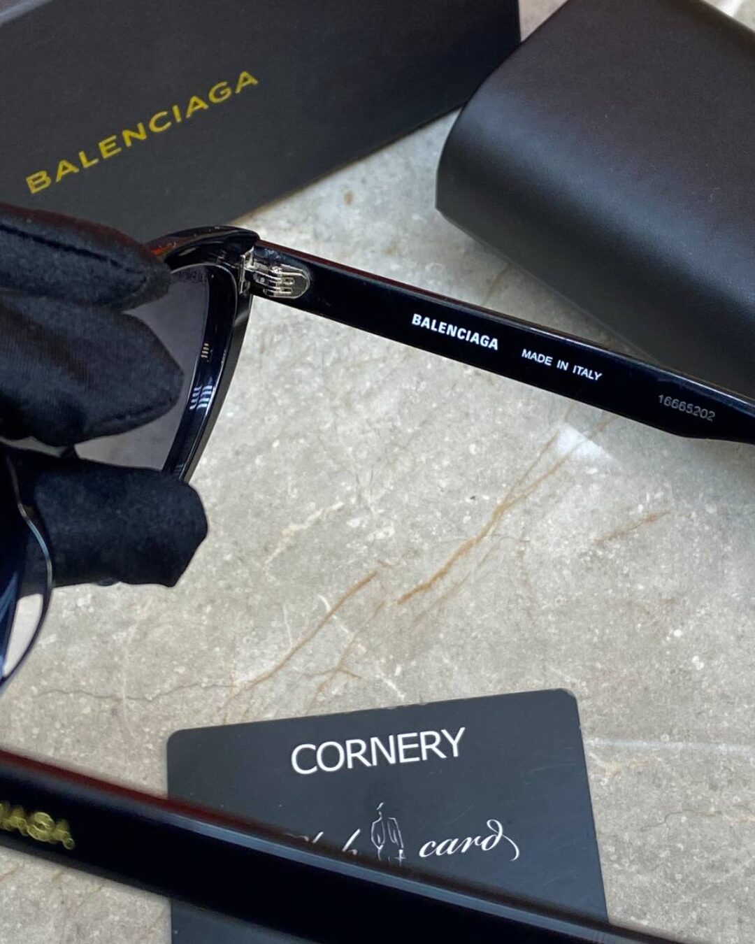Очки Balenciaga — изображение 9