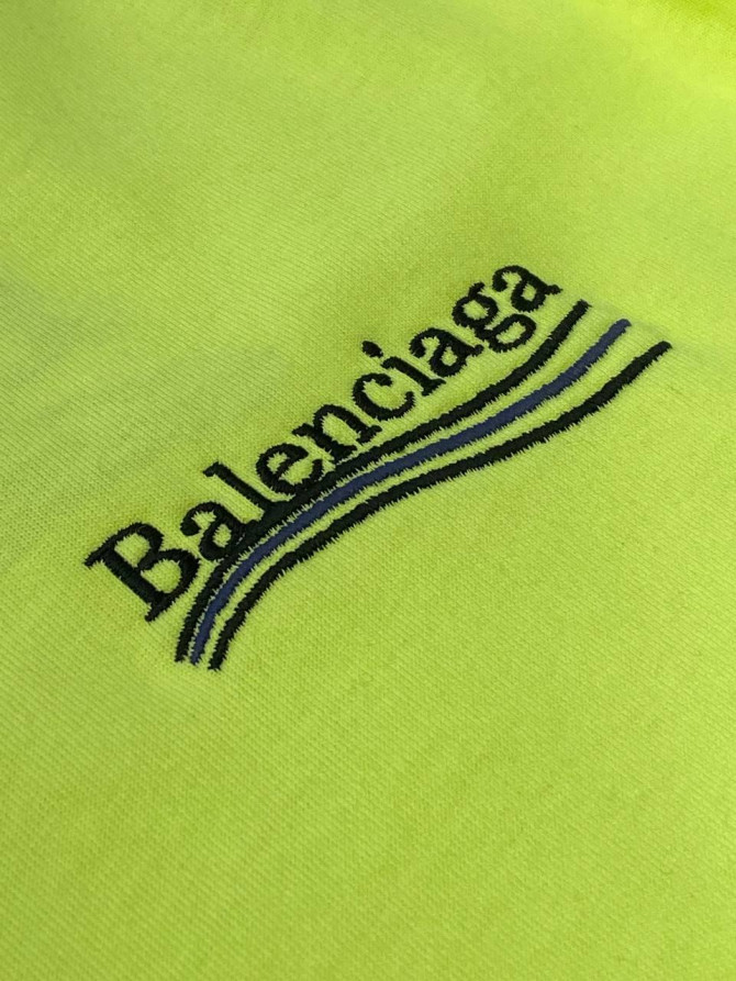 Футболка Balenciaga — изображение 4