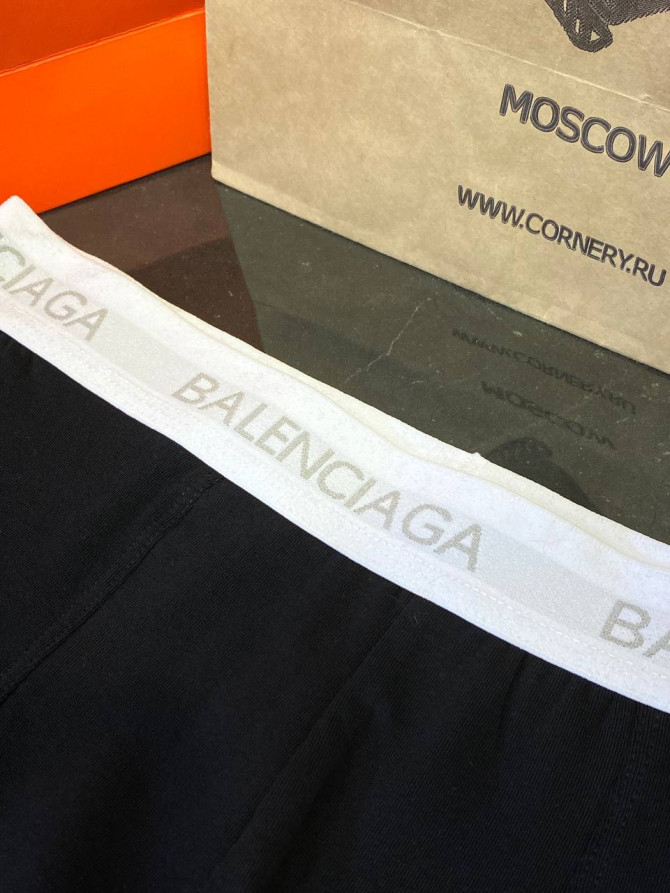 Трусы Balenciaga — изображение 2