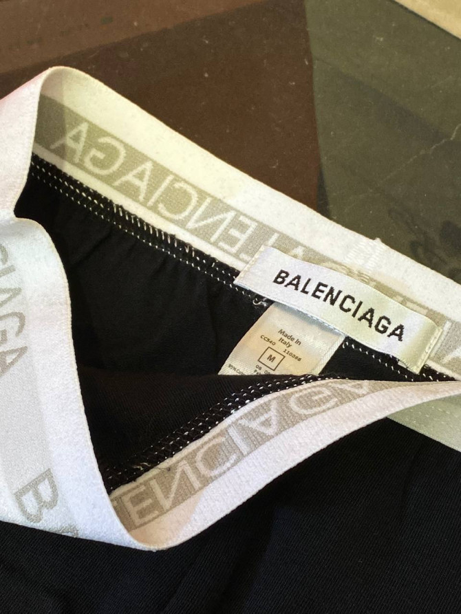 Трусы Balenciaga — изображение 5