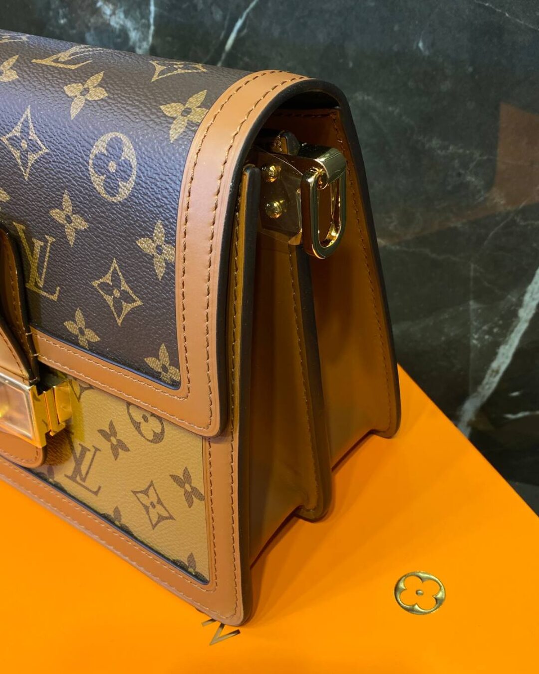 Сумка Louis Vuitton Dauphine — изображение 6