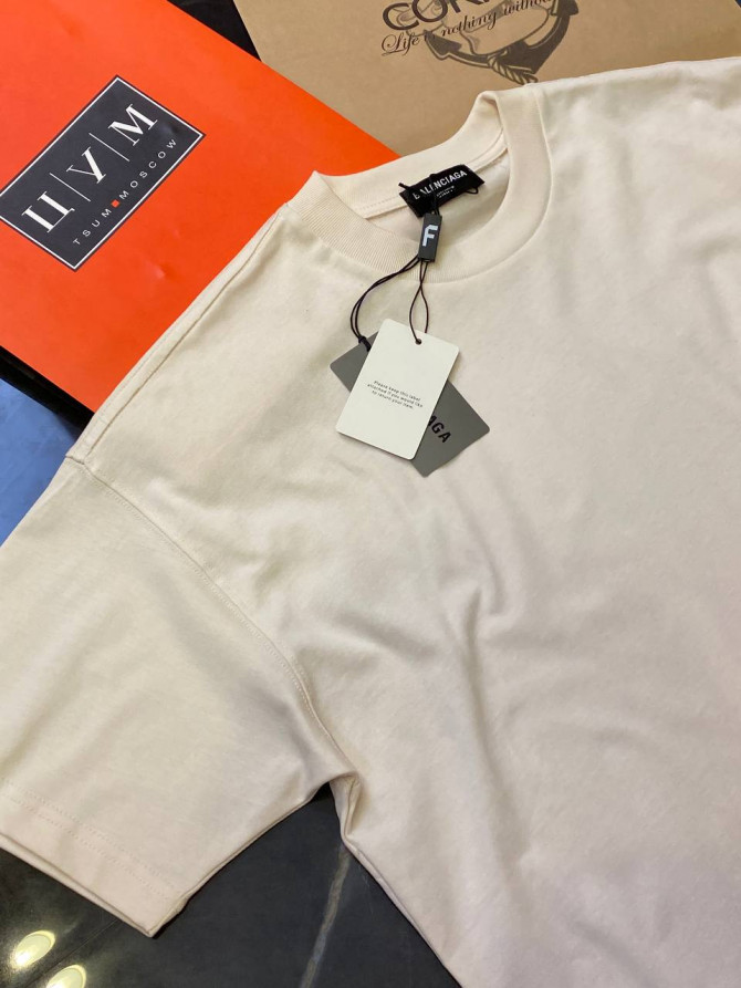 Футболка Balenciaga — изображение 2