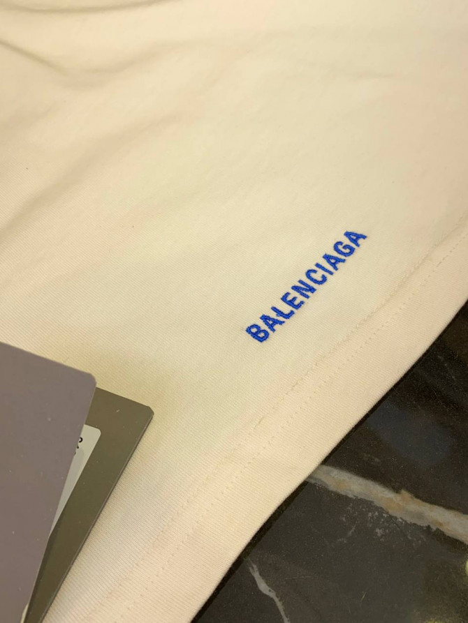 Футболка Balenciaga — изображение 8