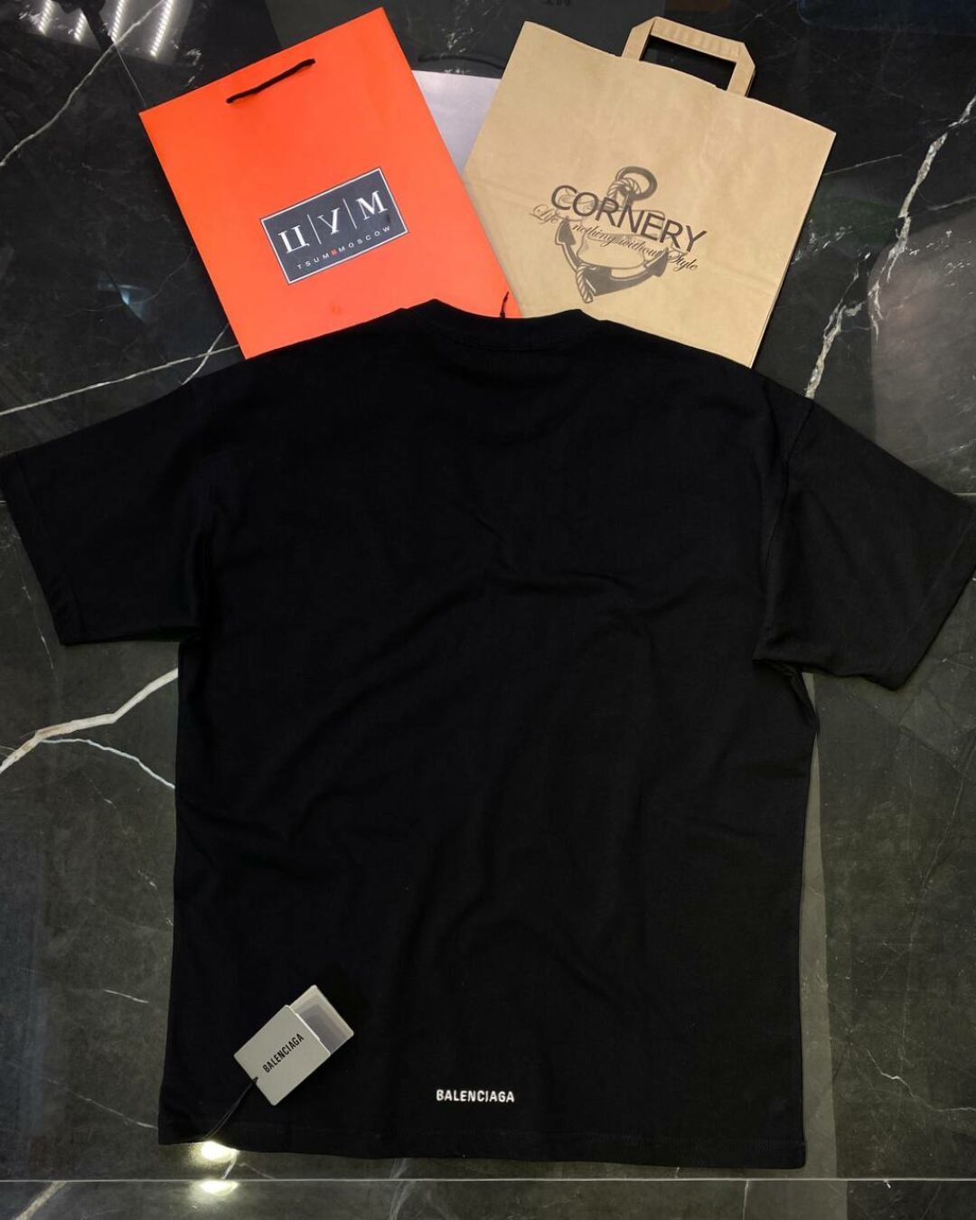 Футболка Balenciaga — изображение 7