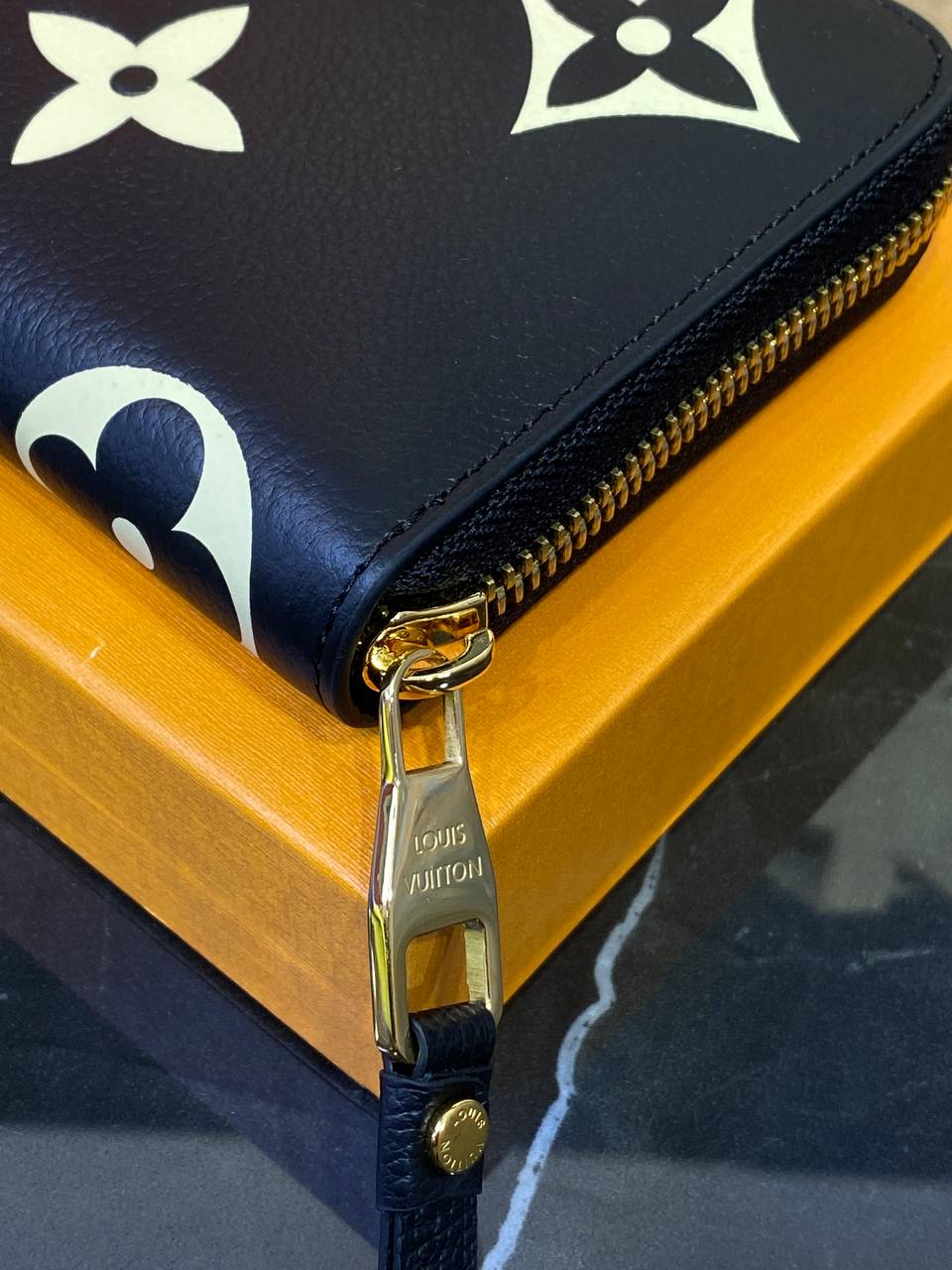 Портмоне Louis Vuitton — фото 3