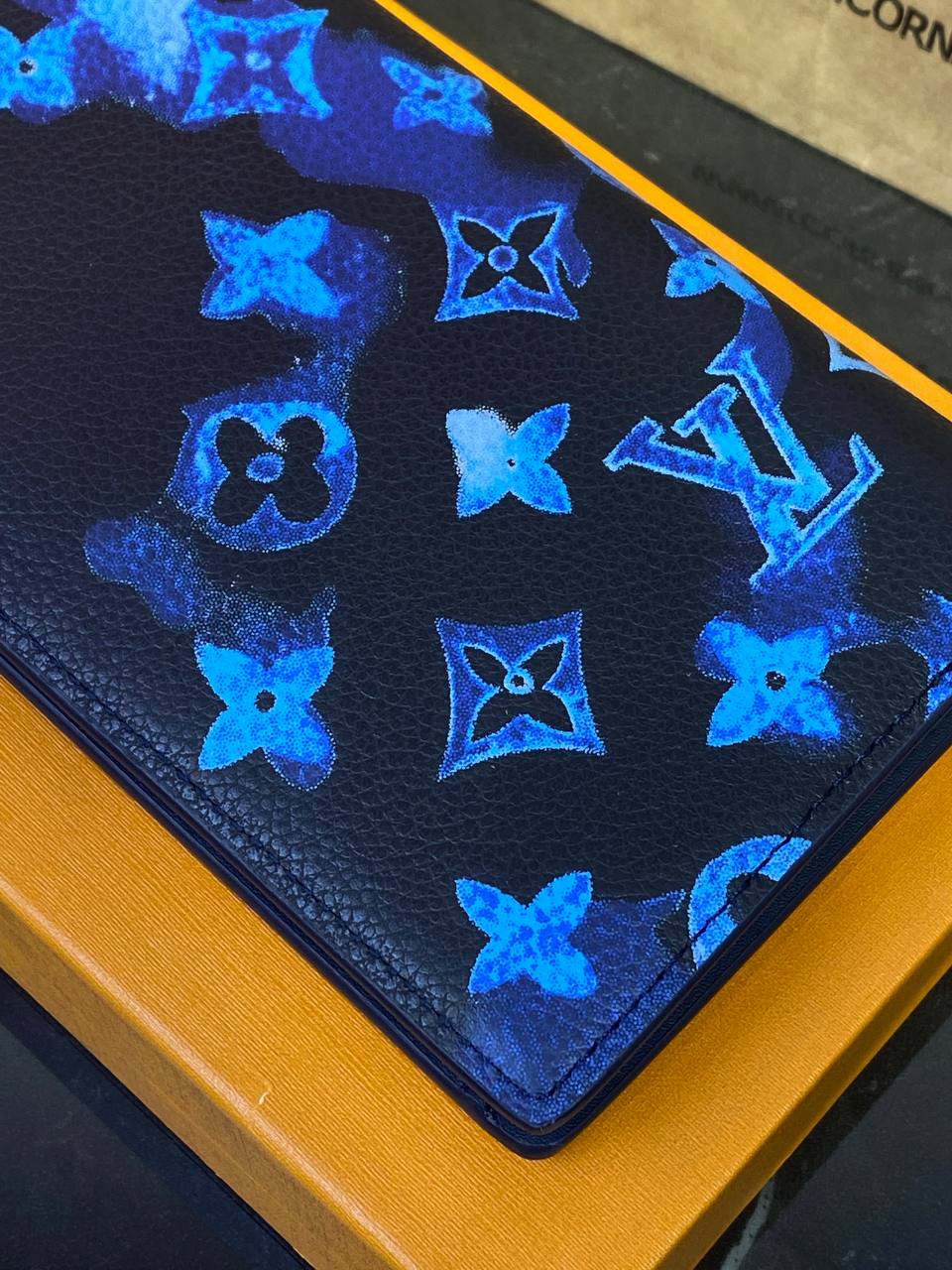 Кошелёк Louis Vuitton — фото 7