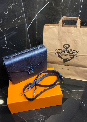 Сумка Louis Vuitton Pochette