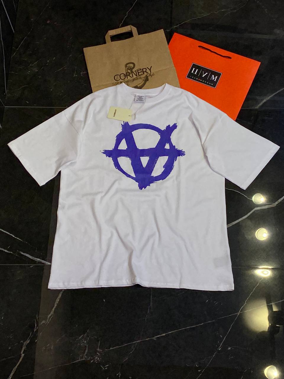 Футболка Vetements Anarchy — фото 1