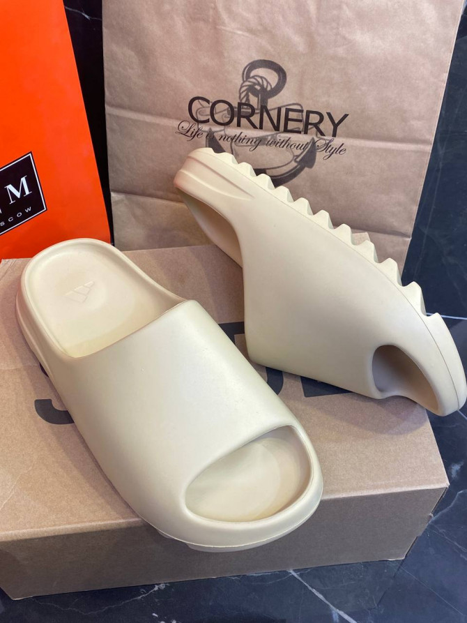 Yeezy Slide Desert Sage — изображение 6