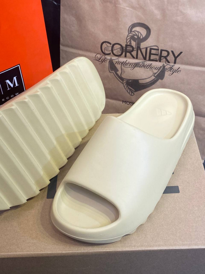 Yeezy Slide Desert Sage — изображение 7