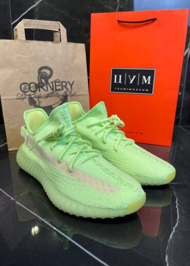 Yeezy 350 V2 Glow (дисконт)