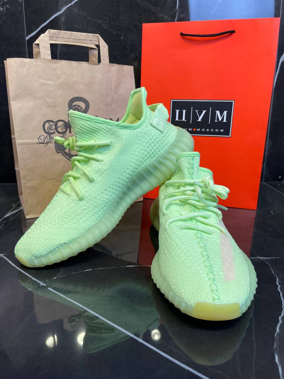 Yeezy 350 V2 Glow (дисконт) — фото 5