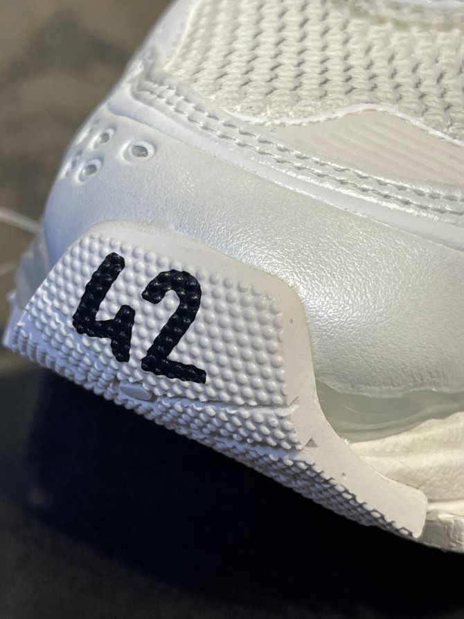 Кроссовки Balenciaga Runner — изображение 7