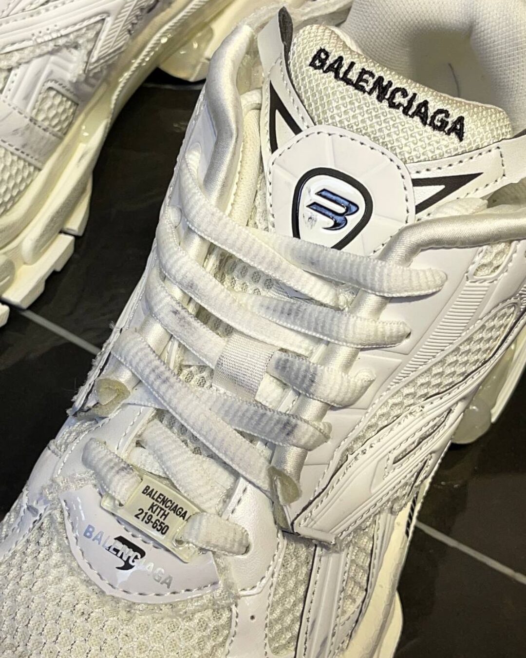 Кроссовки Balenciaga Runner — изображение 8
