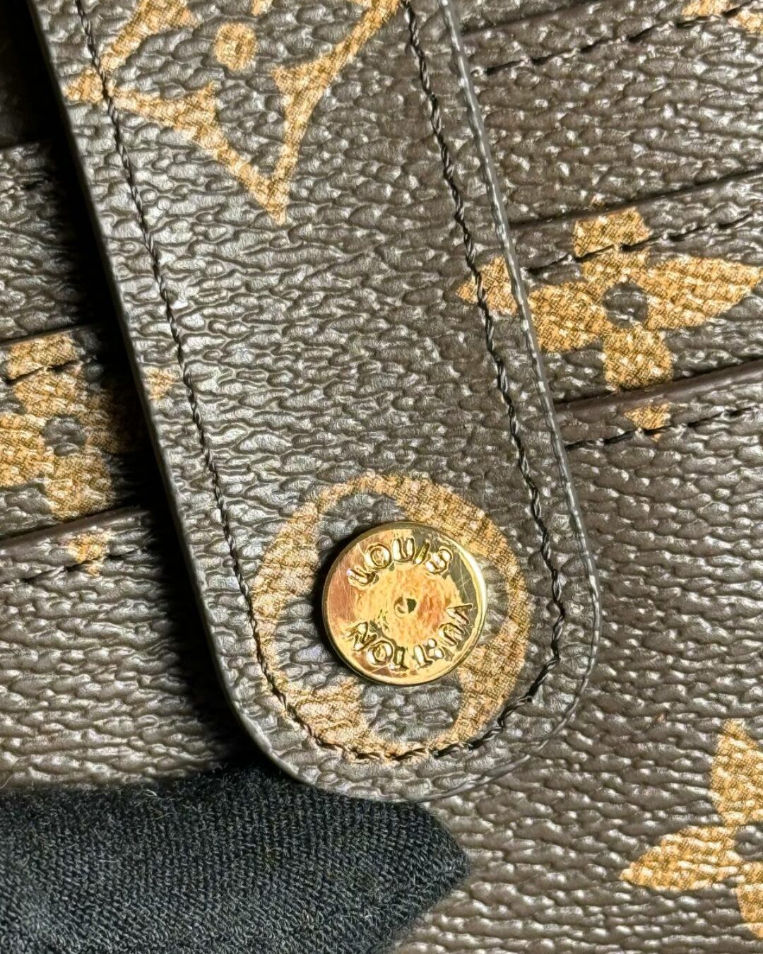 Картхолдер Louis Vuitton — изображение 5