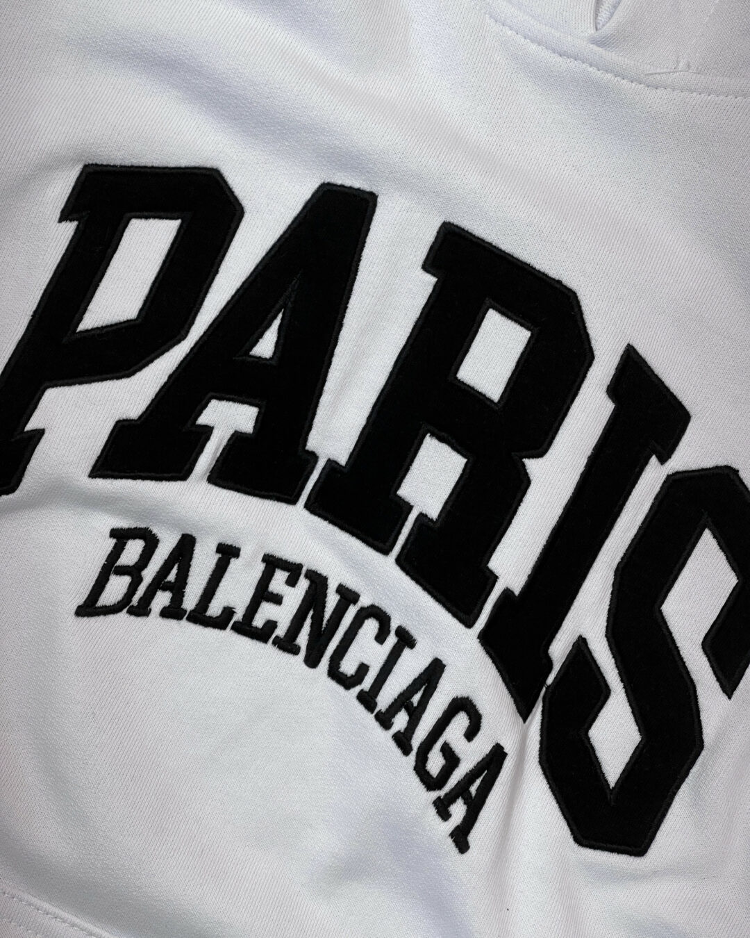 Худи Balenciaga — изображение 9