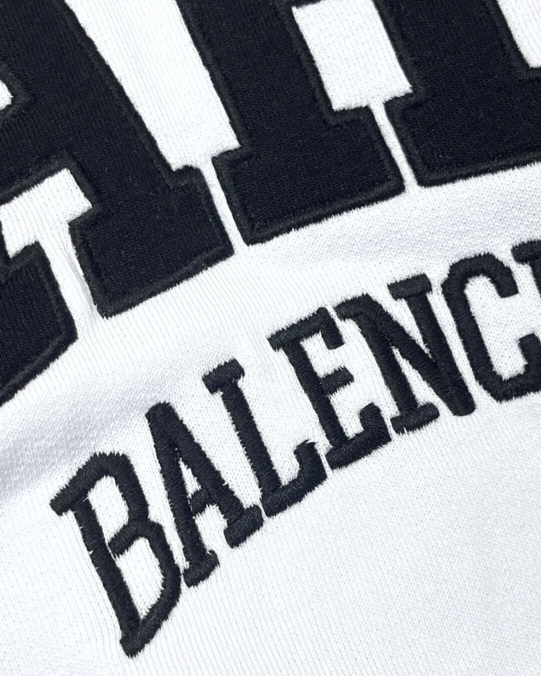 Худи Balenciaga — изображение 7