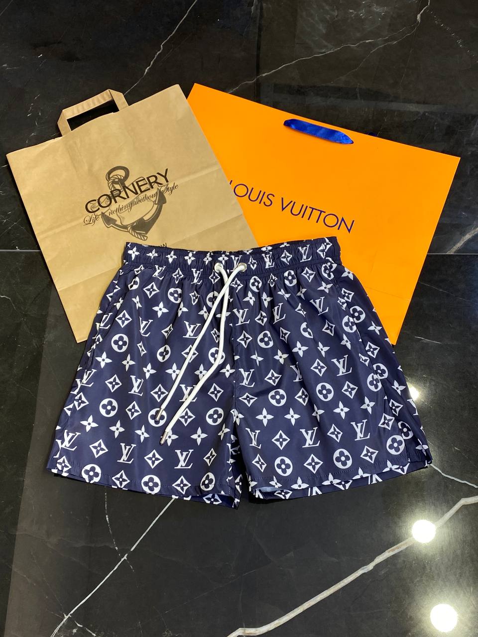 Шорты Louis Vuitton