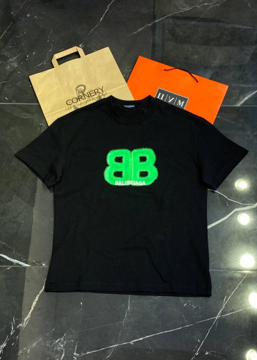 Футболка Balenciaga