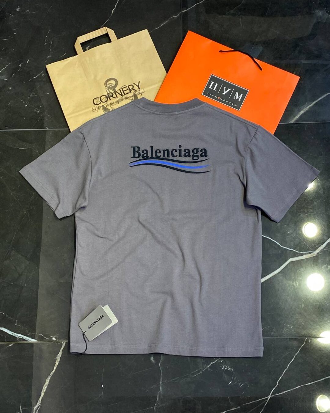 Футболка Balenciaga — изображение 8