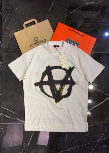 Футболка Vetements Anarchy