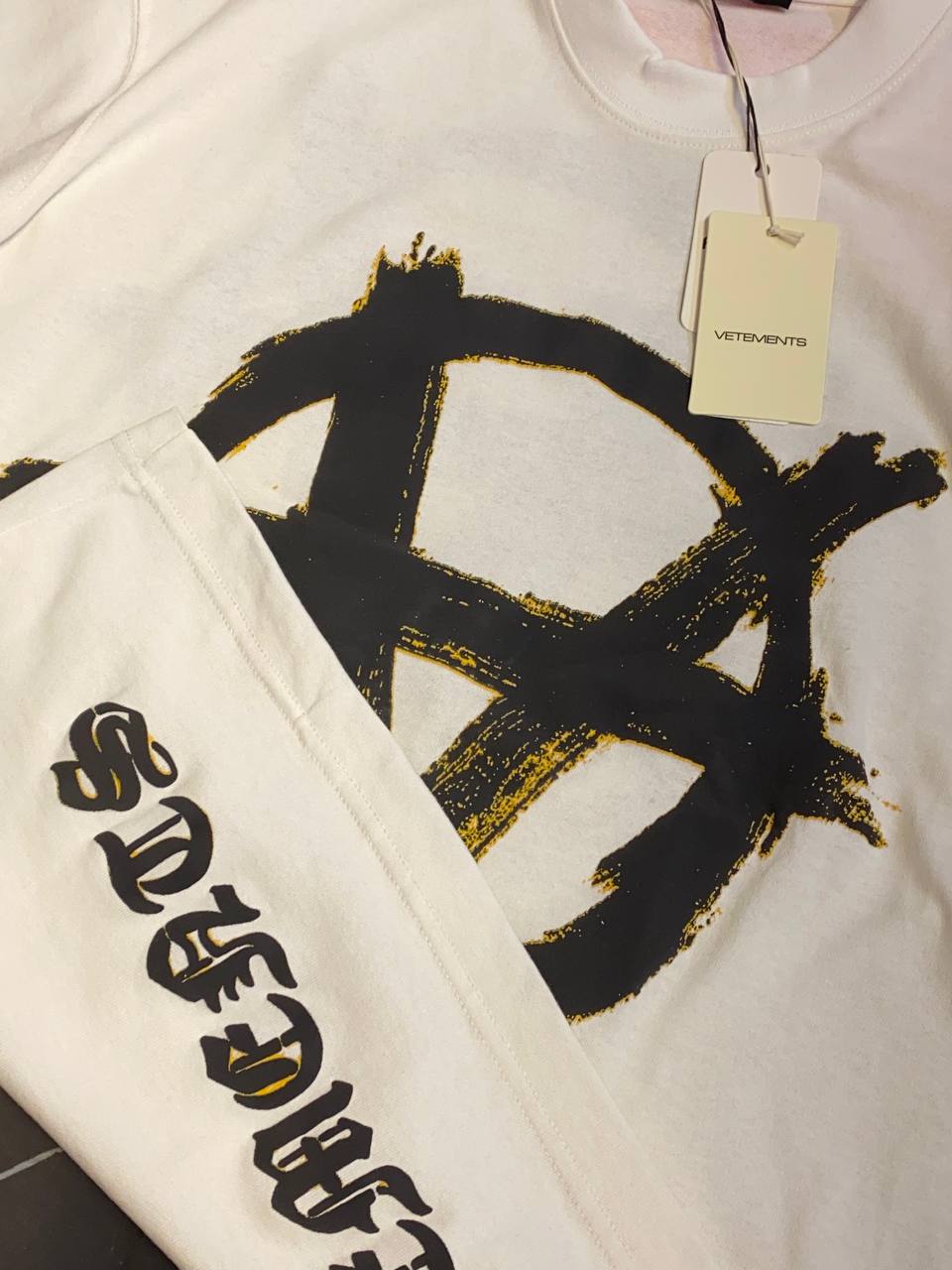 Футболка Vetements Anarchy — фото 2