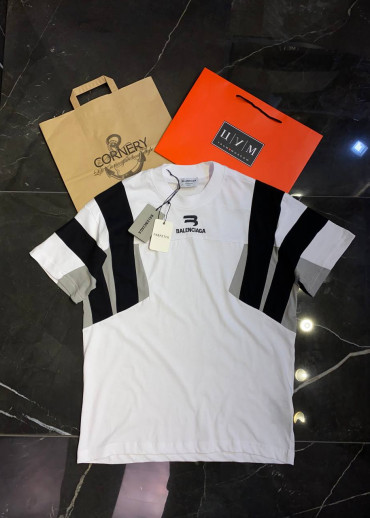 Футболка Balenciaga