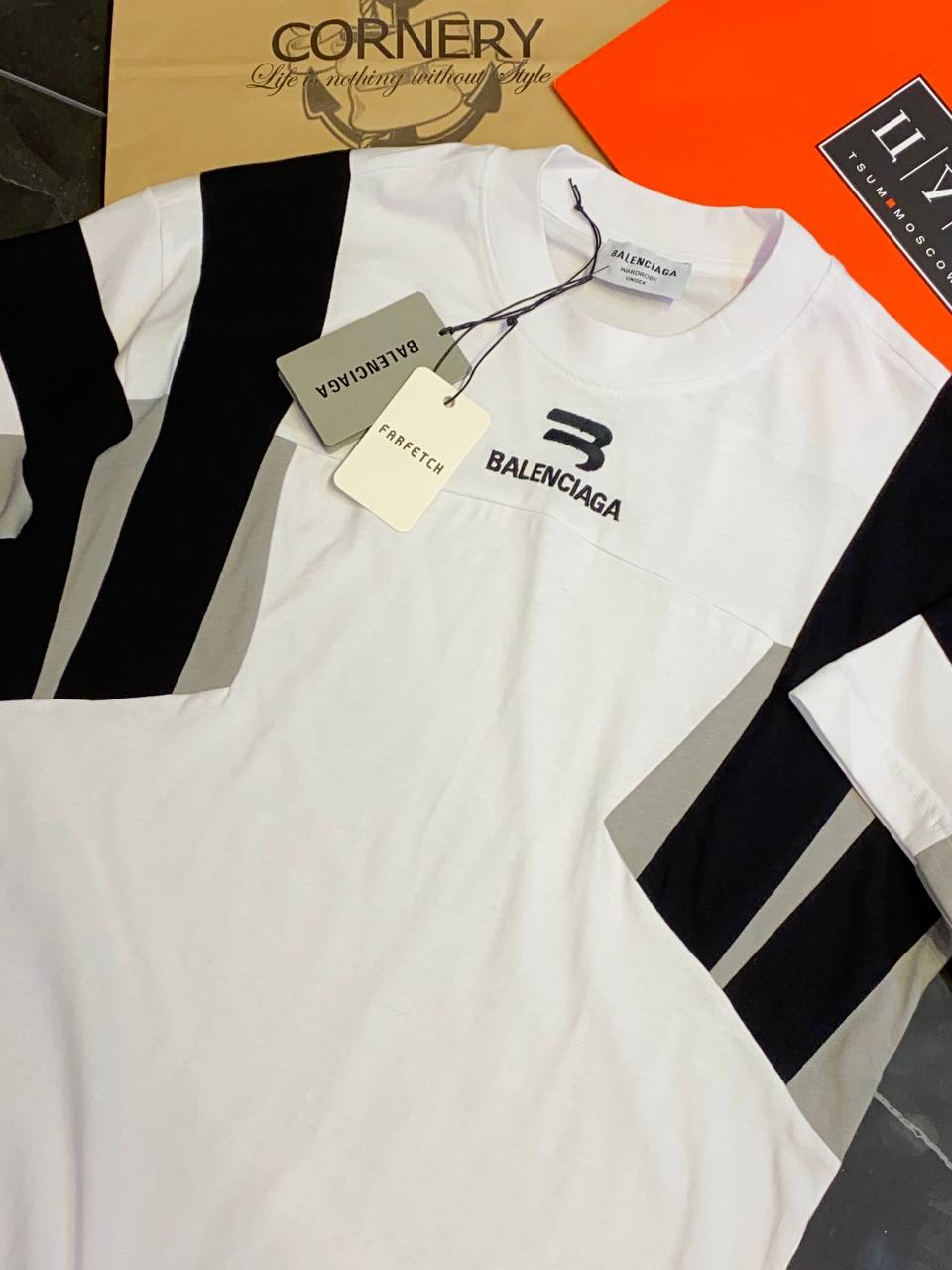 Футболка Balenciaga — фото 6