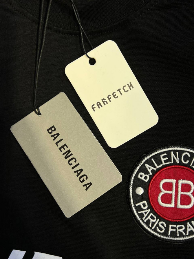 Футболка Balenciaga — изображение 5