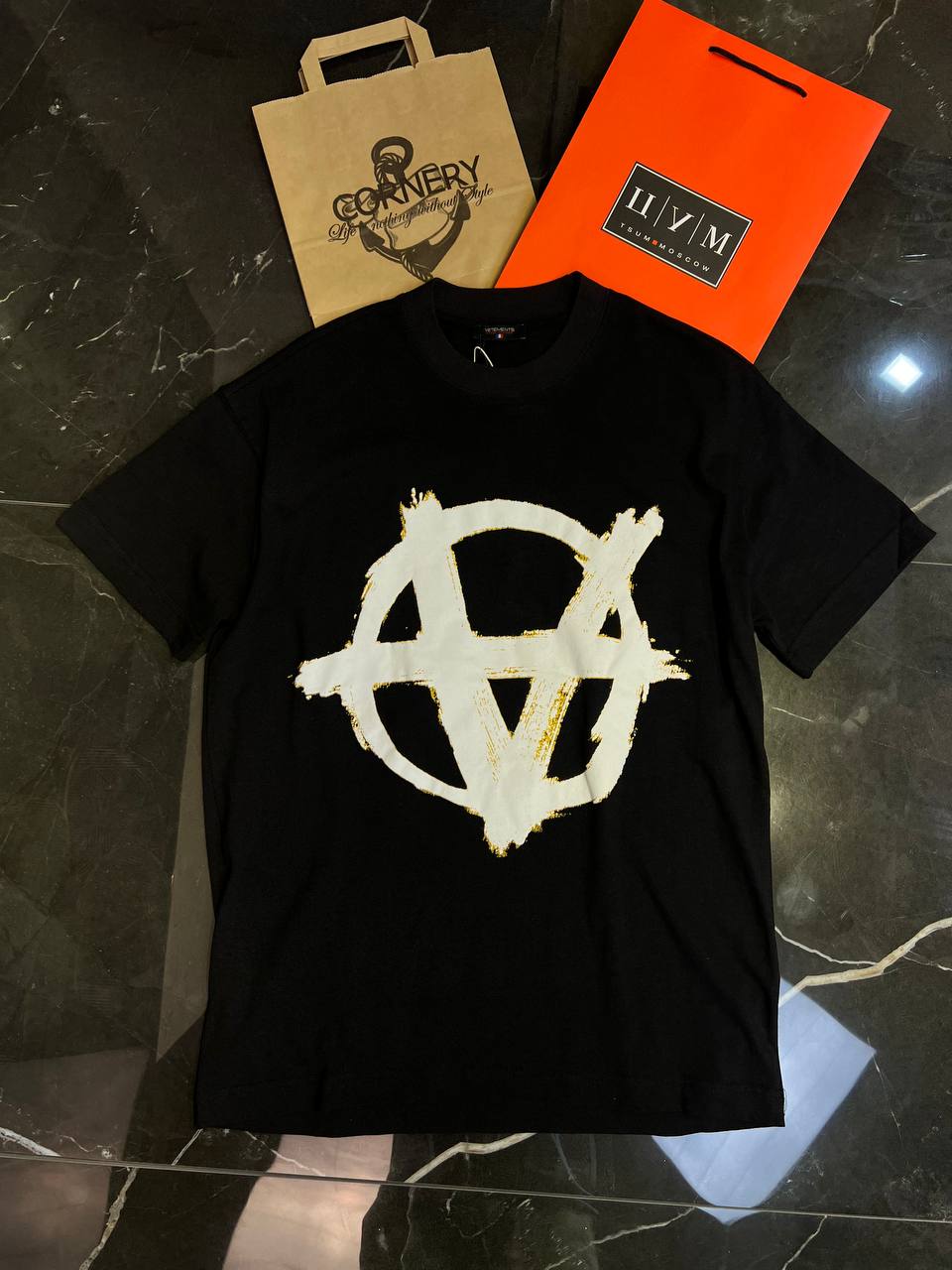 Футболка Vetements Anarchy — фото 1