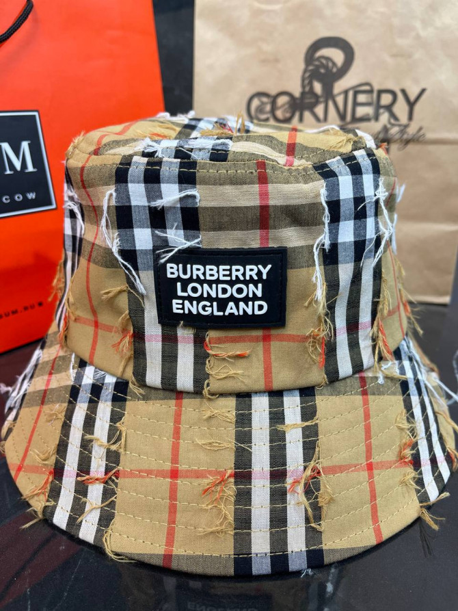 Панама Burberry