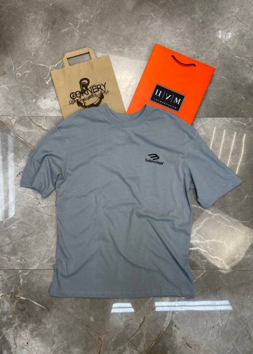 Футболка Balenciaga