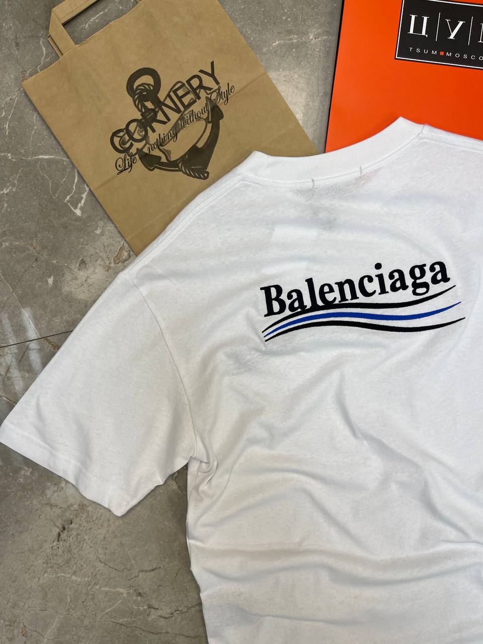 Футболка Balenciaga — фото 6