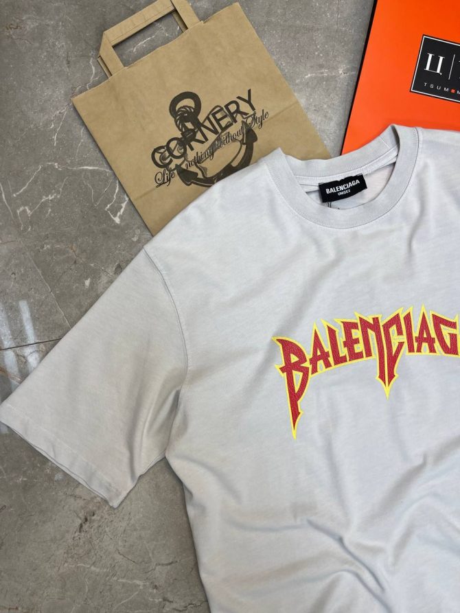 Футболка Balenciaga — изображение 3