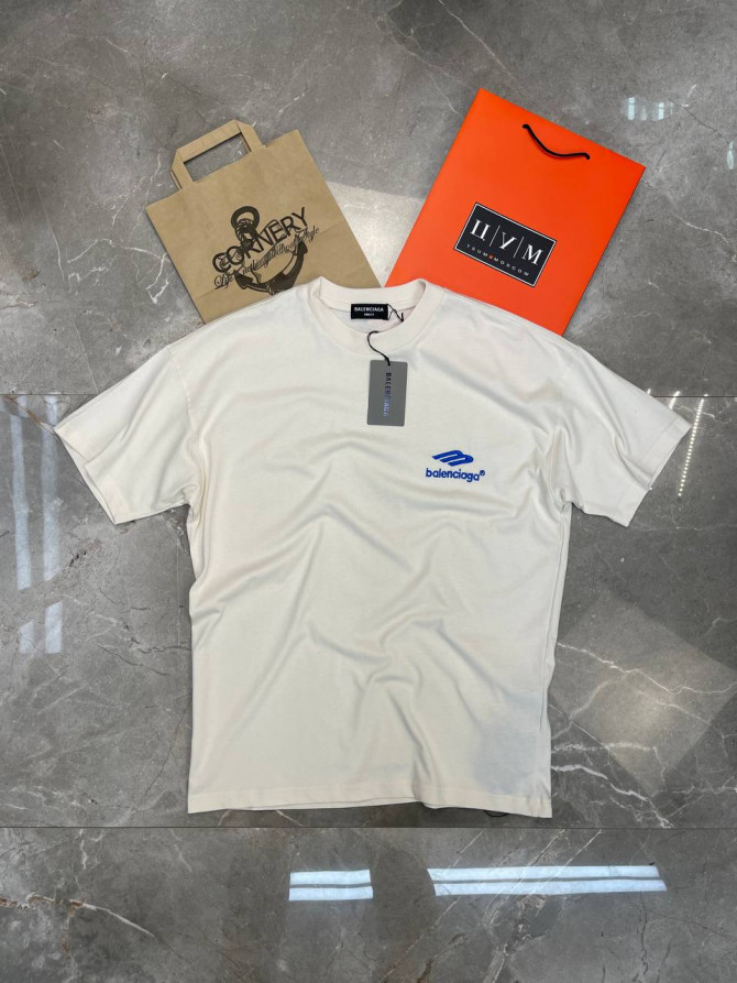 Футболка Balenciaga